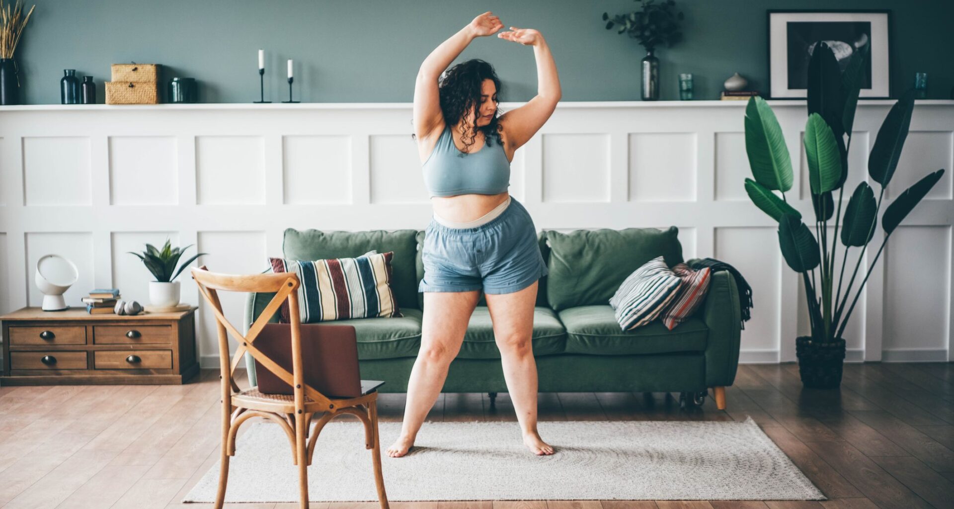 I tried doing early morning workouts for 30 days and it improved my sleep and eased my anxiety