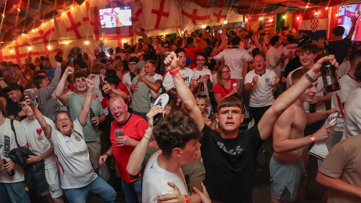 World Cup semi-final: England v Argentina set to boost pub beer sales