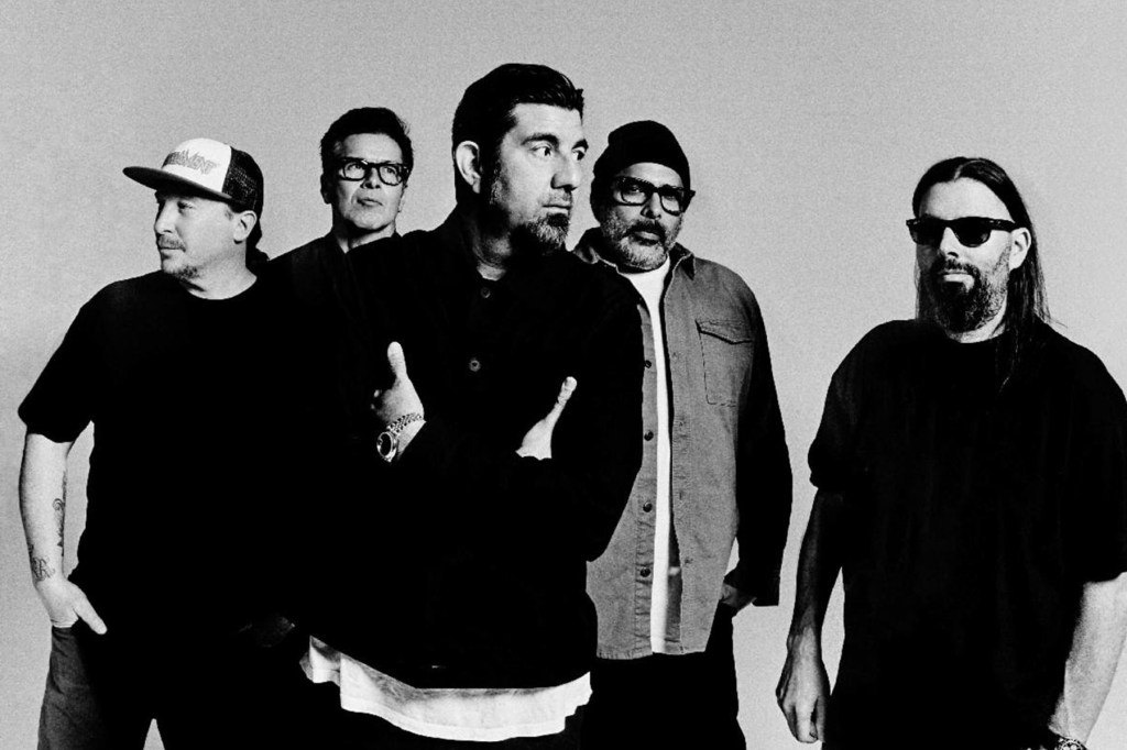 Deftones' 'Change (In the House of Flies)' No. 1 on Top TV Songs Chart