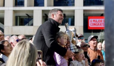 Crowds pack Takutai Square to celebrate Ryan Fox’s Open win - NZ Herald