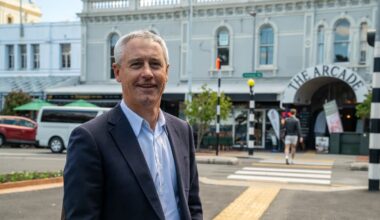 Devonport fast-track application: Developer explains new apartment/hotel block plans as locals prepare balloon launch