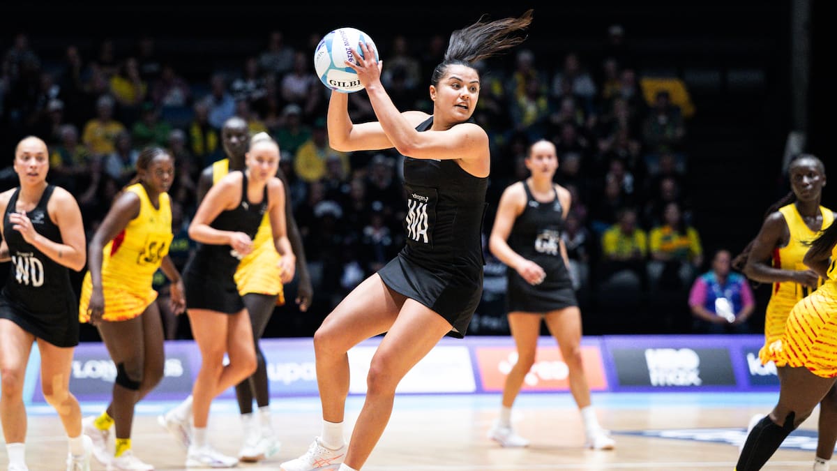 Big changes: Reshuffled Silver Ferns remain unbeaten in gritty Uganda win - NZ Herald
