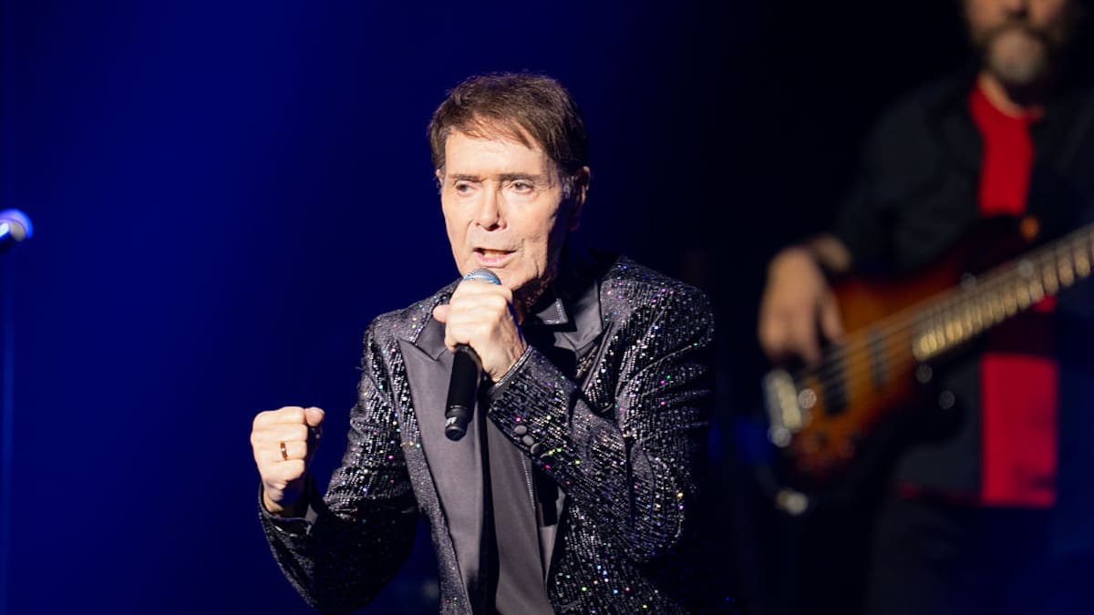 Sir Cliff Richard, Bryan Adams and more pay tribute to Bonnie Tyler