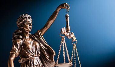 Barrister who allegedly accused judges of ‘conspiracy’ fights misconduct charges