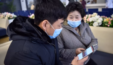 See what it’s like to use a North Korean smartphone under Kim Jong Un