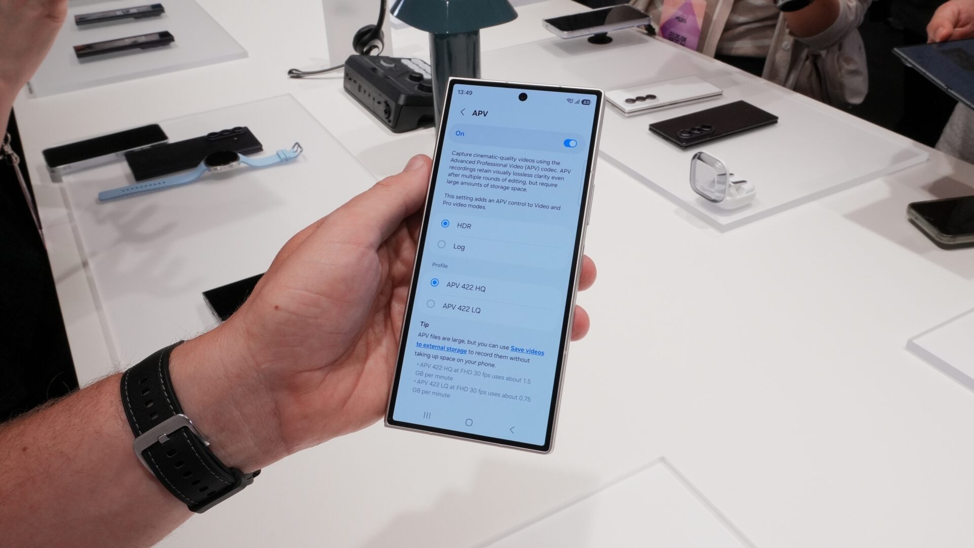 APV codec on Samsung Galaxy Z Fold 8 Ultra