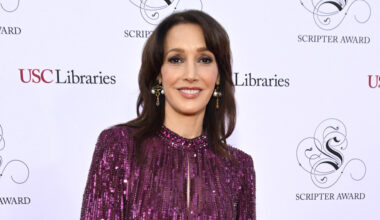 Jennifer Beals
