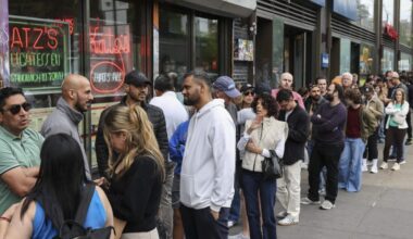 The rise of 'conspicuous waiting': The economic theory behind Gen Z's viral lines