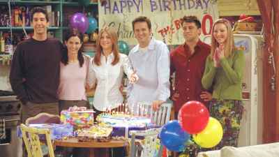 GettyImages-908371 Experts share the surprisingly simple ways to make friends after 30.