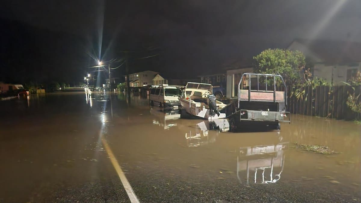 Crews brace for more callouts as West Coast flooding hits homes - NZ Herald