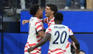 Co-hosts USA look to keep World Cup dream alive - NZ Herald