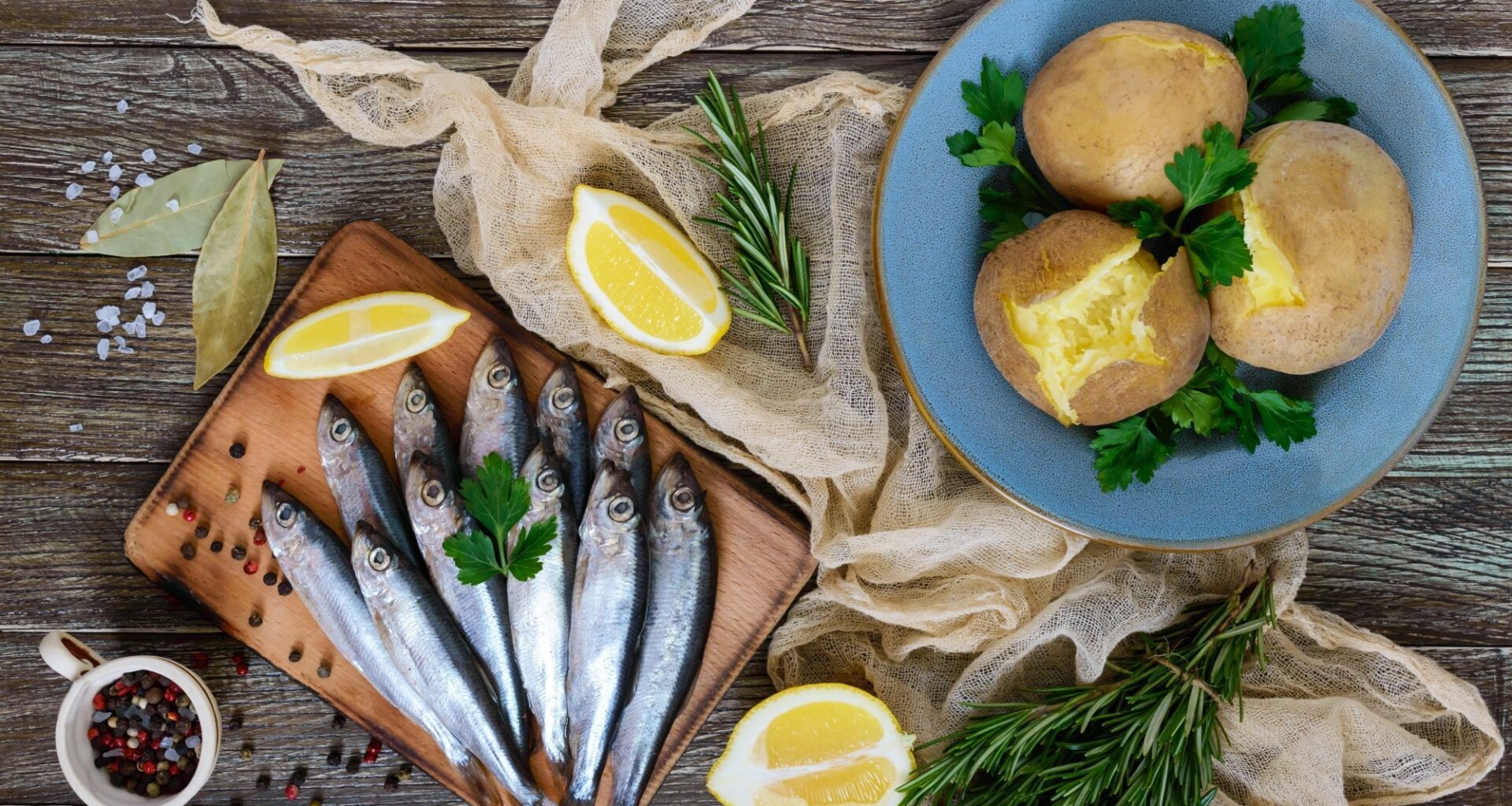 Rye bread, berries, fish, and other foods associated with a healthy Nordic dietary pattern