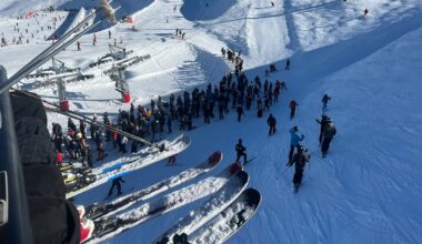 Mt Hutt celebrates busiest day in 10 seasons after fresh snowfall and bluebird skies