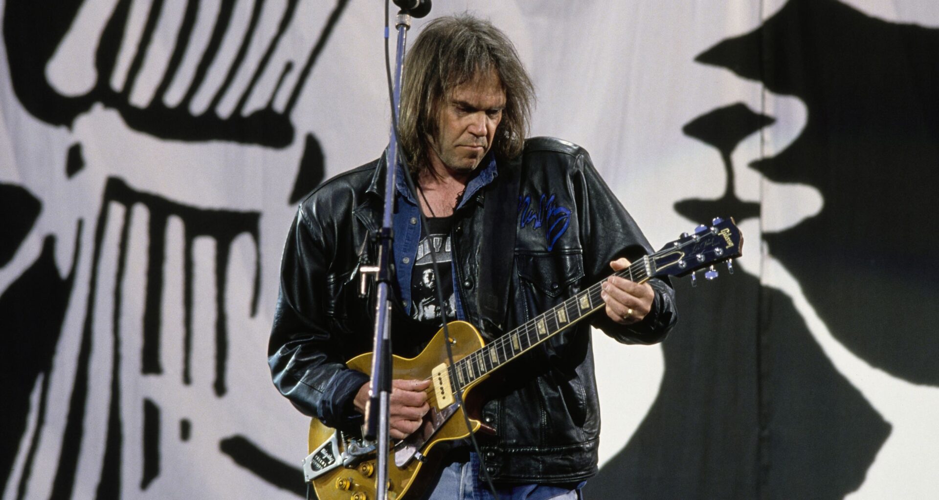 “It was such a cliché. I knew I had to use it”: How a joke comment led Neil Young to create the rock anthem that inspired Pearl Jam and started a beef with Trump