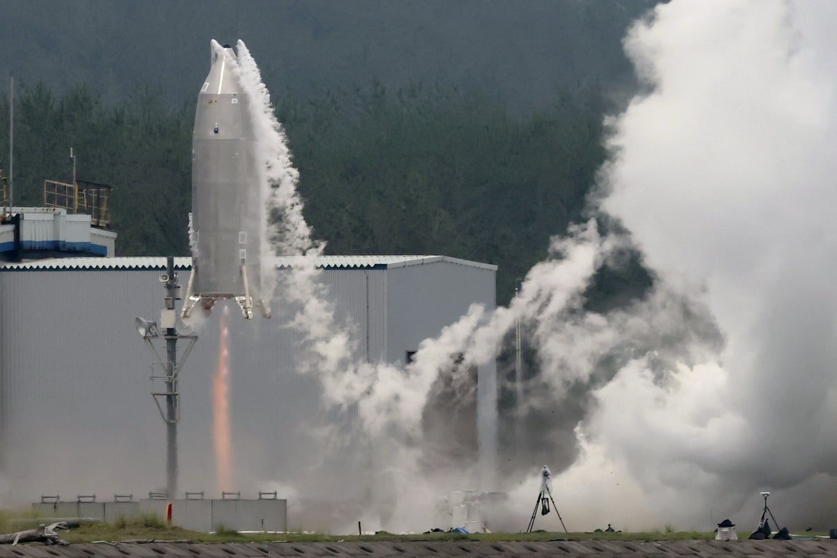Japan's space agency conducts first test flight for experimental reusable rocket