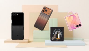 A selection of Galaxy Z Flip 8 cases.