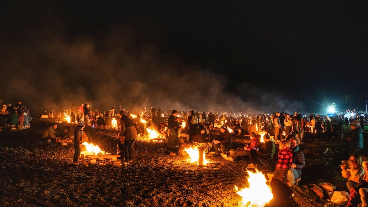 Matariki beach fires: Close to 10,000 people on Napier shoreline for Matariki Mahuika