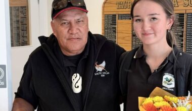 Tauraroa bus driver praises students for calm response after crash