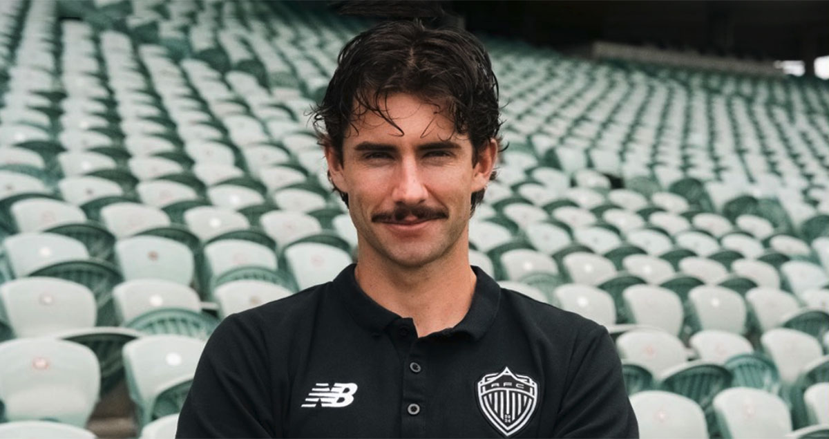 Auckland FC winger Liam Gillion signs for men's A-League rivals