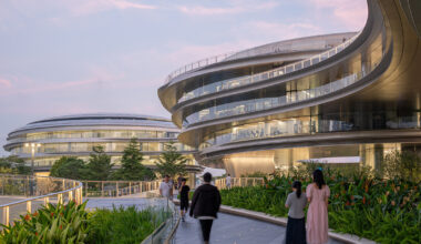 MAD opens shenzhen's tengyun center with lifted, cloud-like offices