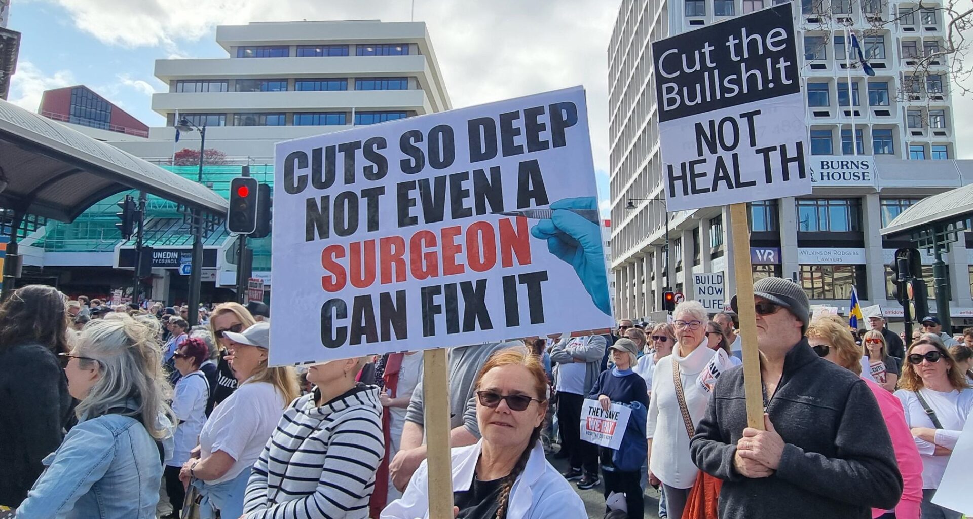 Hospitals descending into crisis - Newsroom