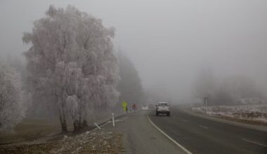 'Temperatures will plummet': Icy weekend blast spreads north - NZ Herald