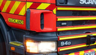 SunLive - Delays expected after truck rolls on SH2