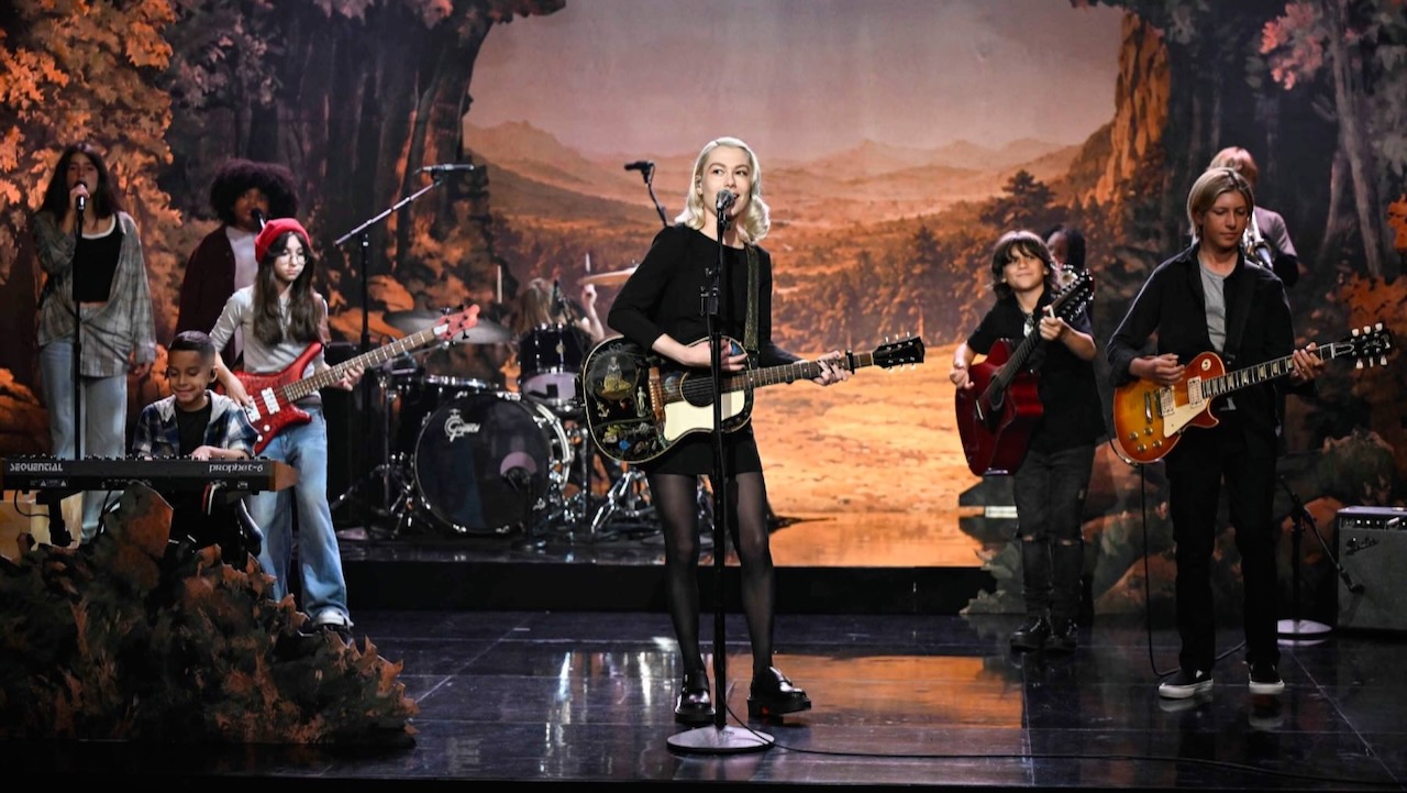 Phoebe Bridgers Performs "Lost Boys" in Unannounced Fallon Appearance