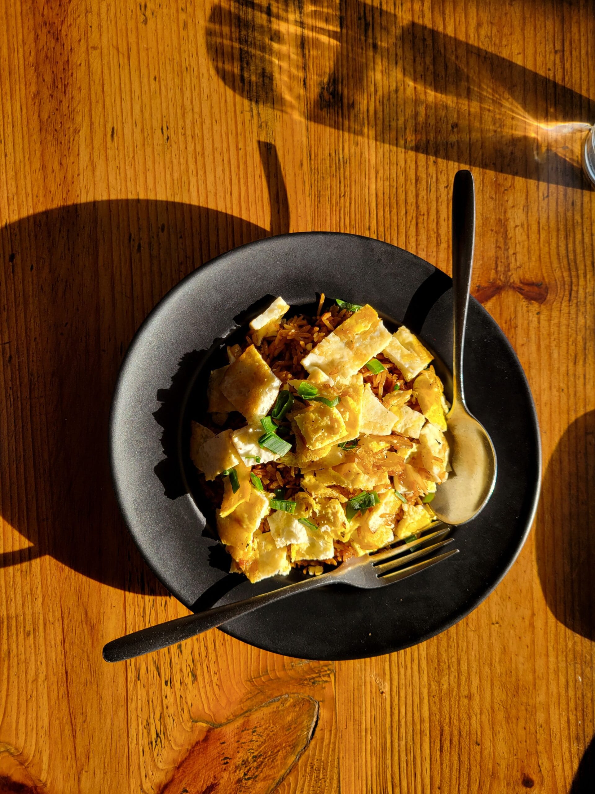 Egg Bhurji And Millet Power Bowl: Transform a classic Indian monsoon favourite by serving spiced egg bhurji over a warm bed of foxtail millet. Stir in sautéed mushrooms and spinach to create a comforting, protein-dense meal that keeps you full and energized for hours. (Representative Image: Pexels)