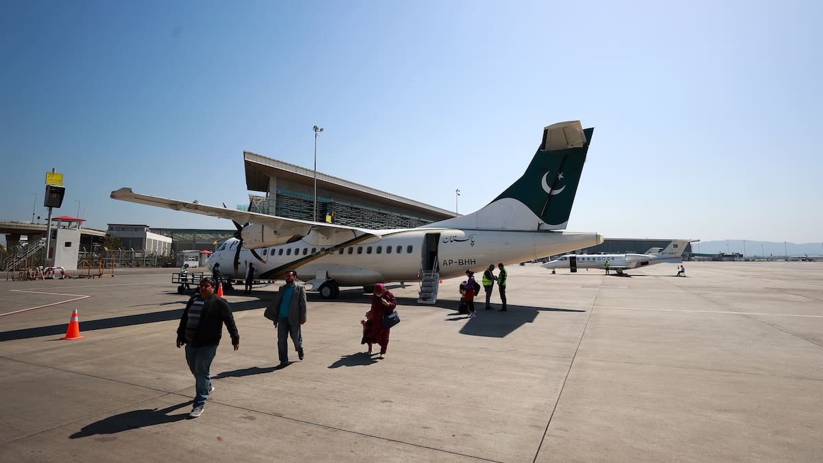 Search underway in Pakistan for Boeing cargo plane missing off Karachi