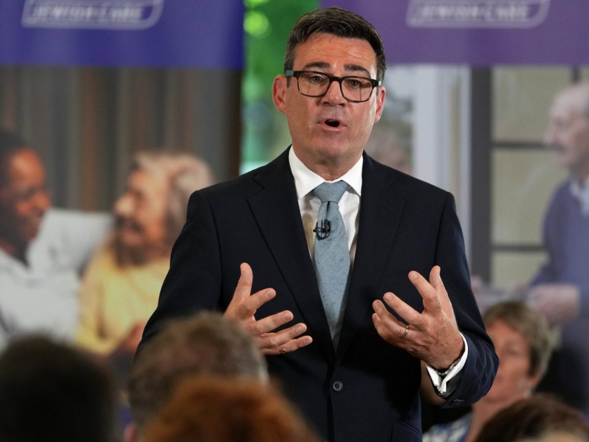 LONDON, ENGLAND - JULY 29: Britain's Prime Minister Andy Burnham speaks to residents, care workers, volunteers and social care stakeholders during a care home visit on July 29, 2026 in London, England. (Photo by Kirsty Wigglesworth - WPA Pool/Getty Images)