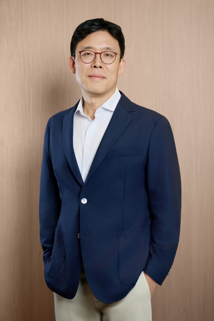 Samsung Newsroom spoke with James Choi, Executive Vice President and Head of XR R&D Team, Mobile eXperience (MX) Business at Samsung Electronics.
