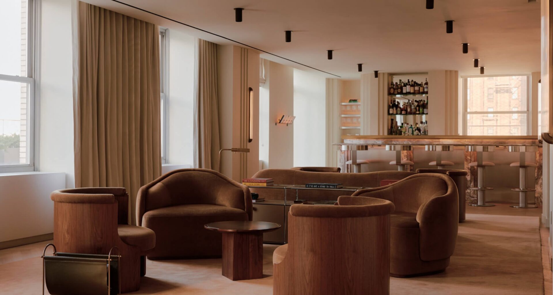Modellus Novus designs Hakluyt’s office like a pied-à-terre