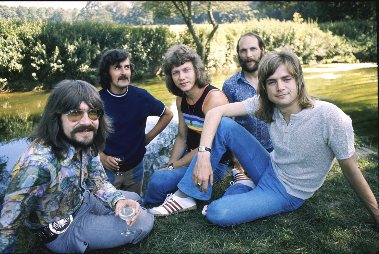 Moody Blues 1971 Graeme Edge, Ray Thomas, John Lodge, Mike Pinder and Justin Hayward in London, United Kingdom. (Photo by Chris Walter/WireImage)