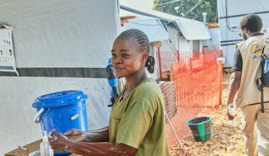 Ebola workers, volunteers experience opposition in Africa – Deseret News