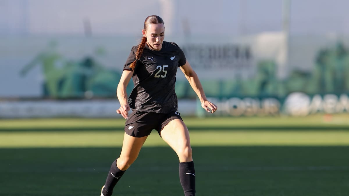Wellington Phoenix defender Mackenzie Barry to play for Auckland Invitational XI against Chelsea