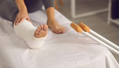 Surgeon breached patient rights over donor tissue ankle surgery, HDC finds