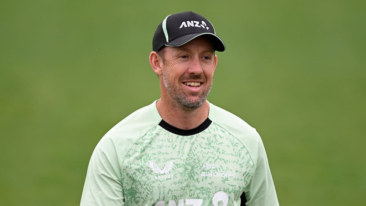 Black Caps: Batting coach Luke Ronchi to step down after India series