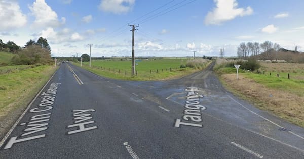 Two killed, three injured in Northland crash