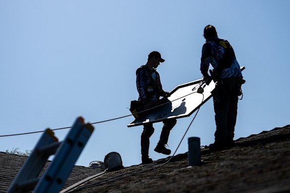 One in three Aussie homes now capture our abundant sunlight through rooftop solar.