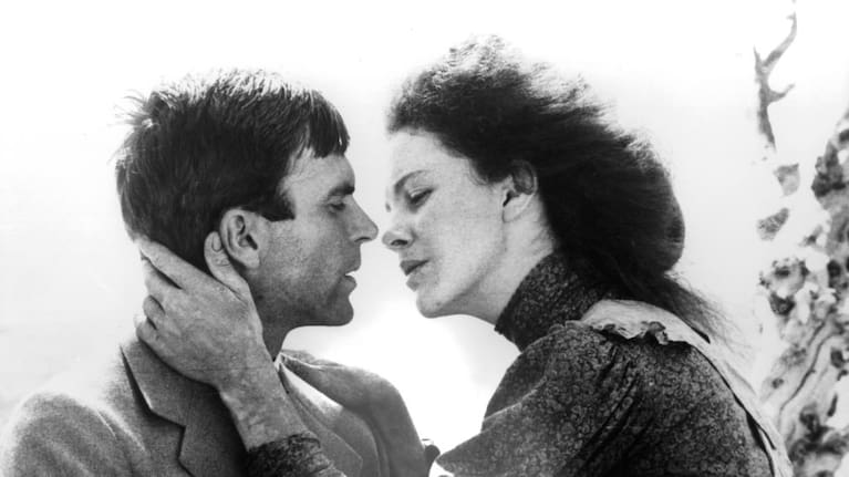 Actor Sam Neill and actress Judy Davis on set of My Brilliant Career.