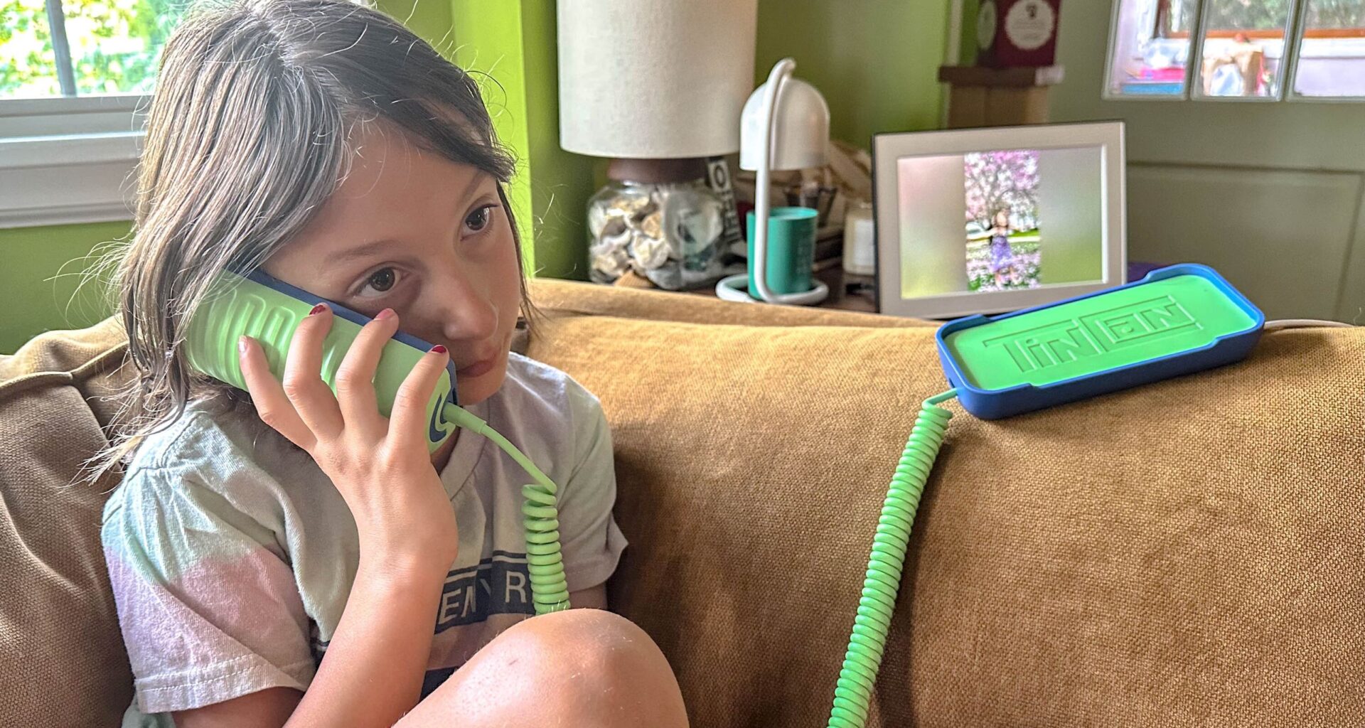 I gave my 7-year-old the viral Tin Can phone because all her friends had it — here's the verdict after a month