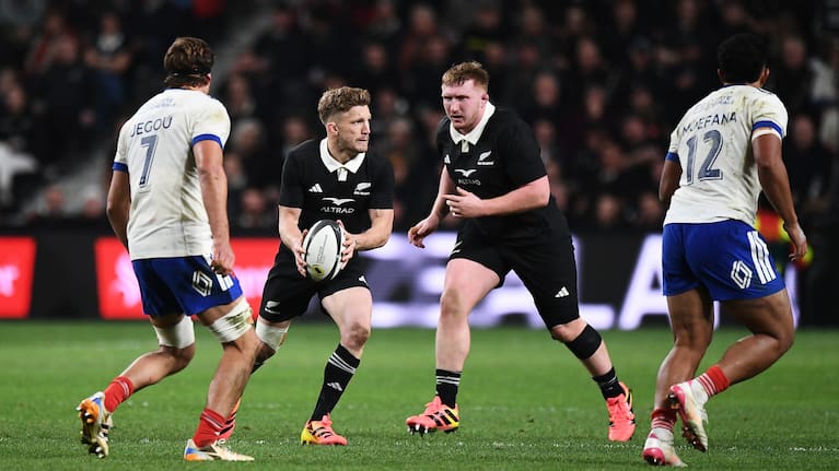 All Blacks fullback Damian McKenzie looks to unlock the French defence in Christchurch.