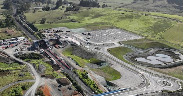 Opening date of two new Auckland train stations scheduled