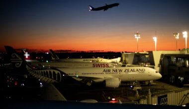 Air New Zealand defends decision to depart early despite connecting flight’s delay