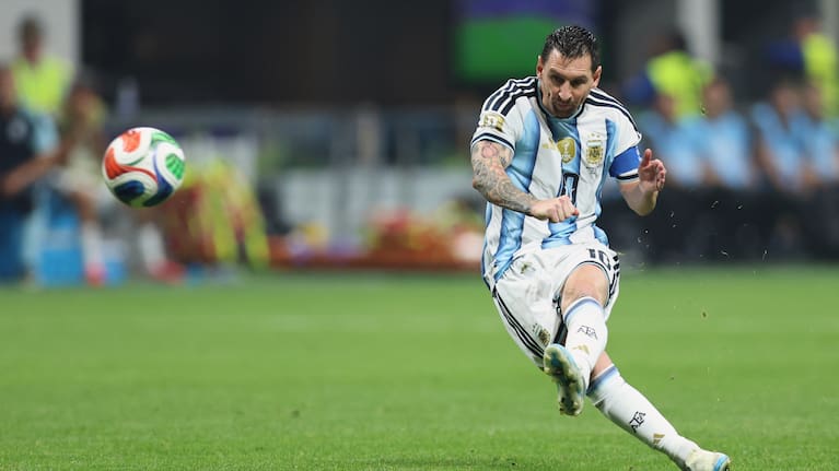 Argentina's Lionel Messi takes a free kick during the World Cup round of 16 soccer match between Argentina and Egypt in Atlanta.