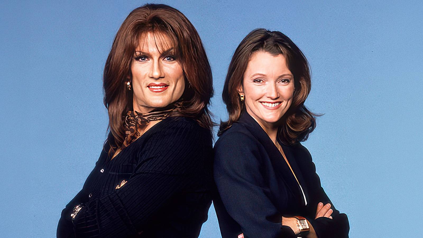 10 Forgotten '90s Sitcoms That Have Aged Like Milk