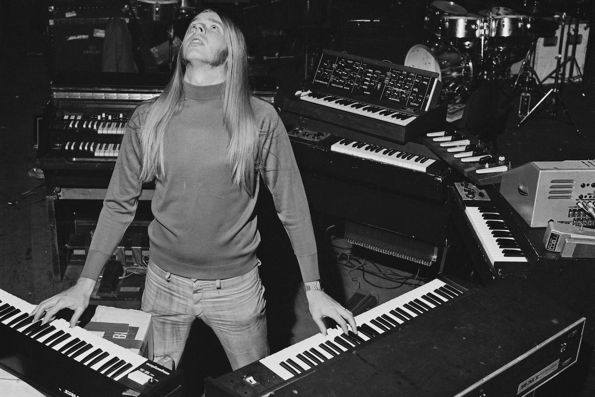 Why Rick Wakeman Chose Yes Over David Bowie's Band