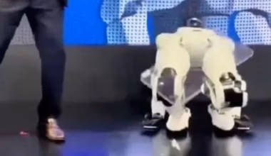 Qualcomm robot collapses on stage at Computex 2026 in viral moment