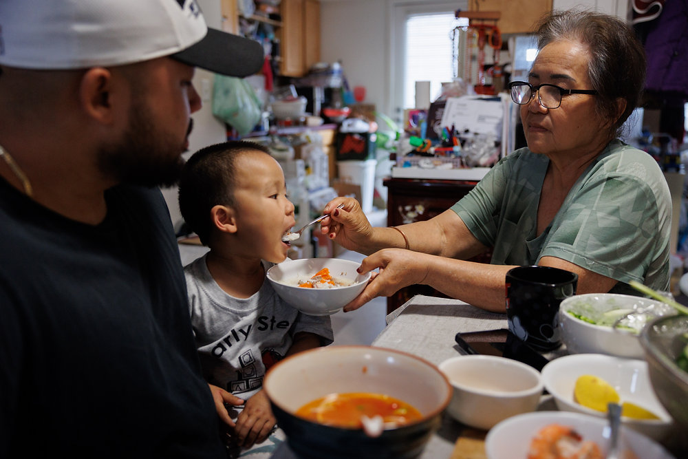 Biggest grocery price jump in 50 years has Americans rewiring grocery shopping routines